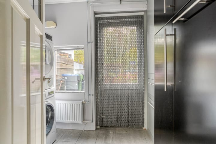 Photo 17 of Weemeweg 15