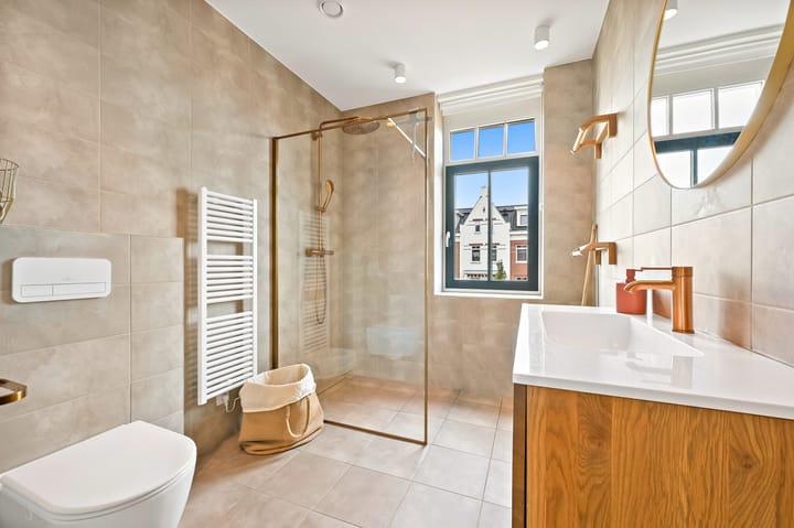 Foto 25 van Westmadeweg 128