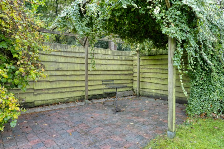 Photo 37 of Weemeweg 15