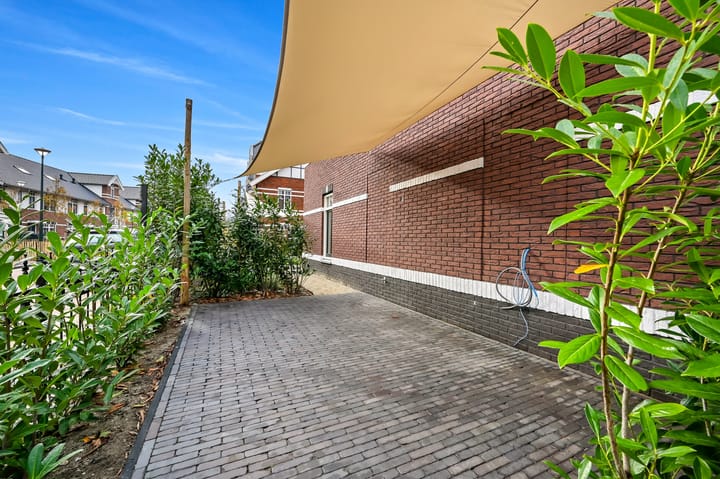 Foto 43 van Westmadeweg 128