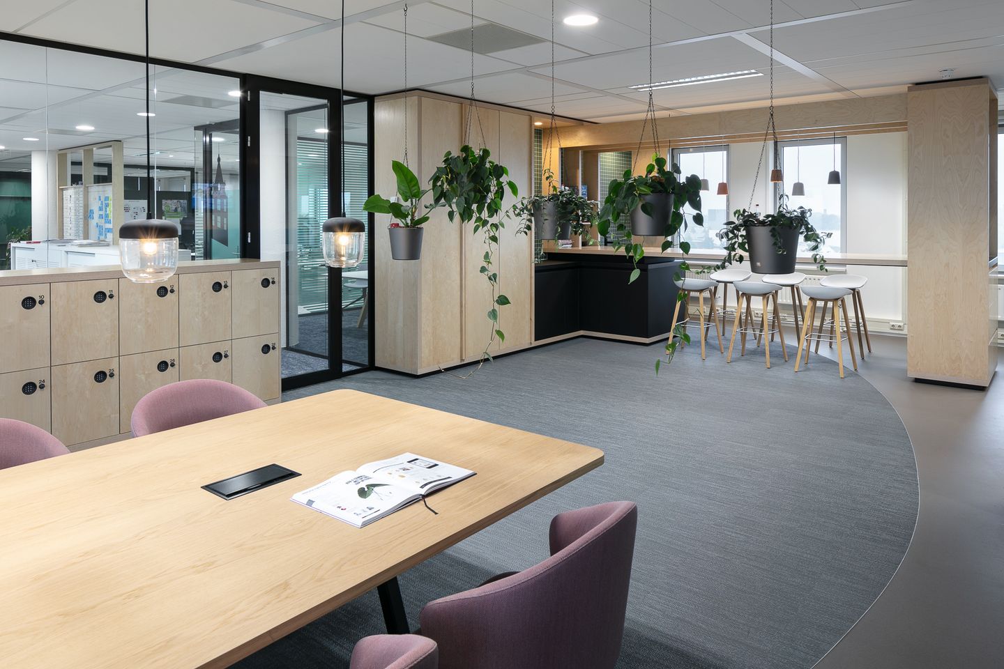 Bekijk foto 3 van Staverenstraat 15