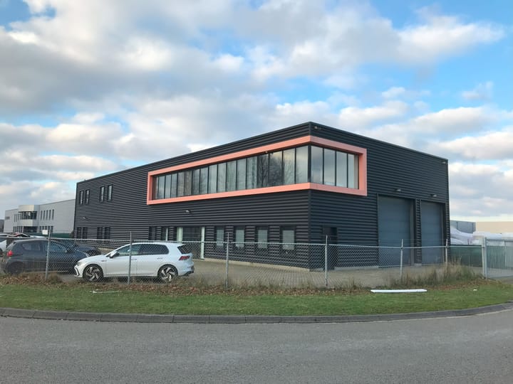 Provinciënbaan 25, Rijen