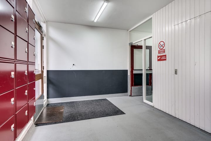 Photo 10 of Hanzestraat 63