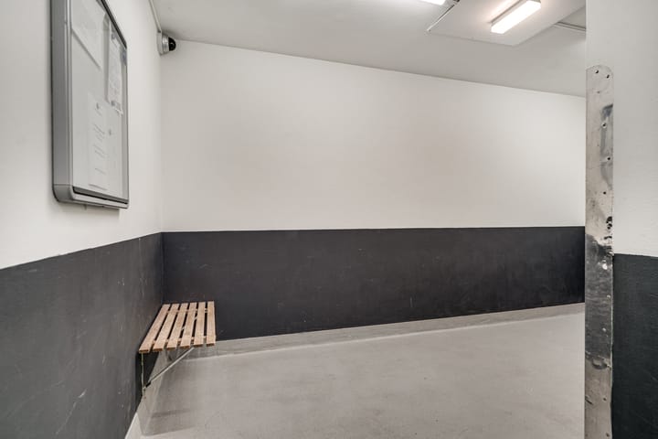 Photo 11 of Hanzestraat 63