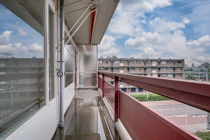 Photo 25 of Hanzestraat 63