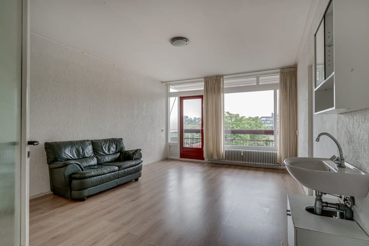 Photo 32 of Hanzestraat 63