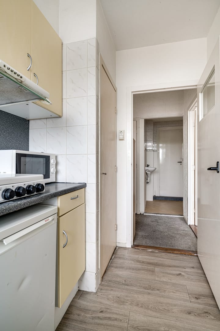 Photo 36 of Hanzestraat 63