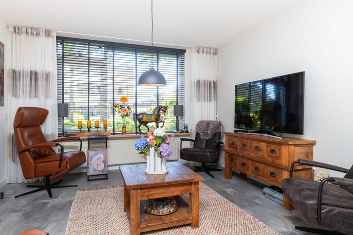 Foto 2 van Bijenkorf 24