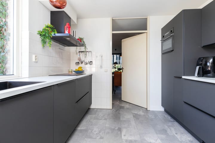 Foto 3 van Bijenkorf 24