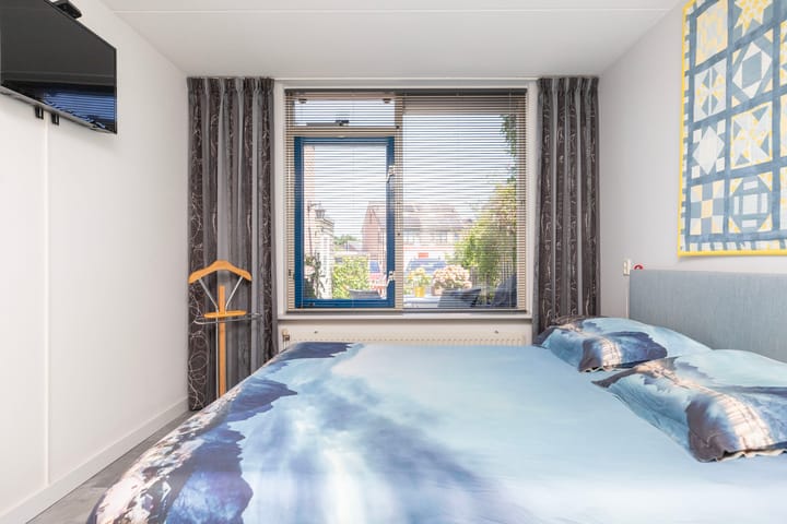 Foto 17 van Bijenkorf 24