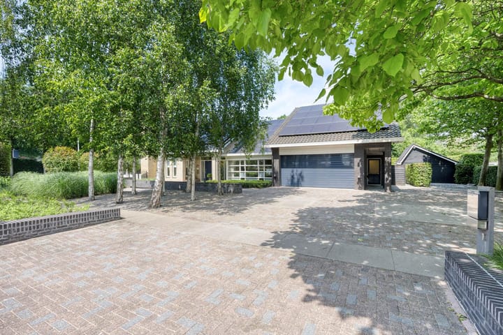 Prof. ter Veenstraat 1