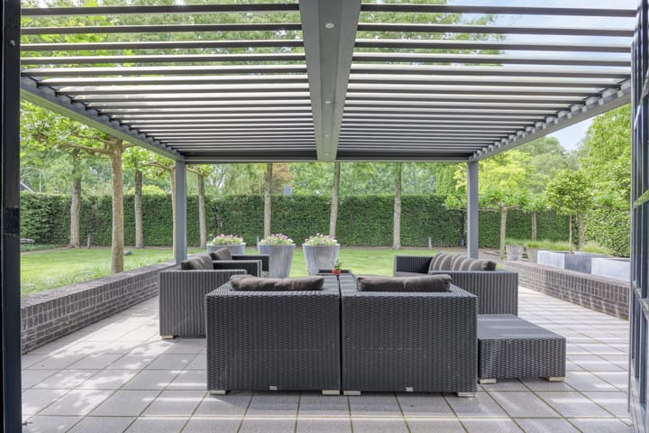 Photo 7 of Prof. ter Veenstraat 1