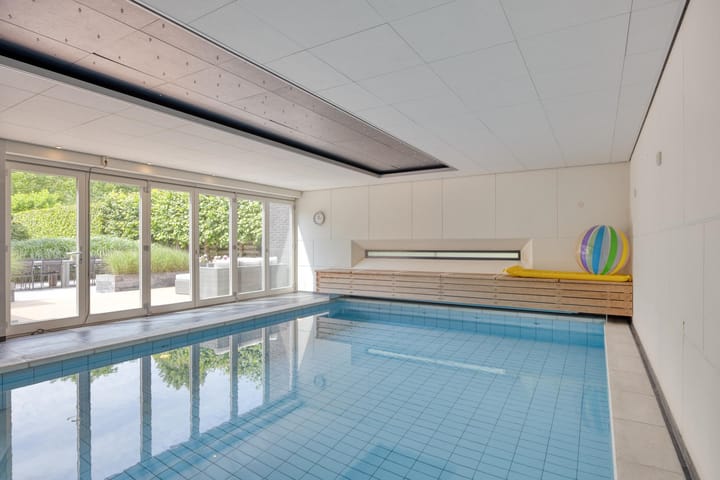 Photo 13 of Prof. ter Veenstraat 1