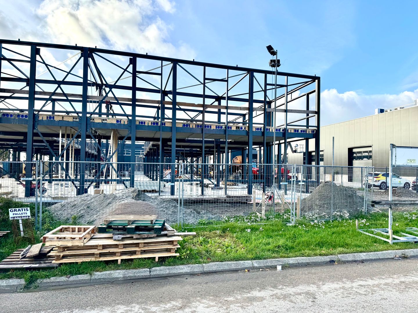 Bekijk foto 3 van De Zwaan 32