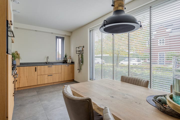 Photo 7 of Bongerd 50-A