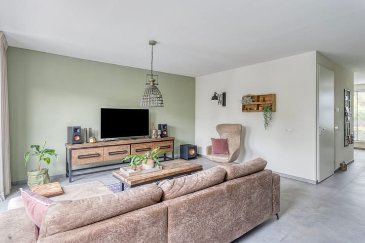 Photo 15 of Bongerd 50-A