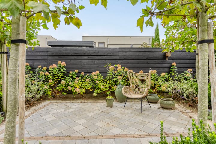 Photo 29 of Bongerd 50-A