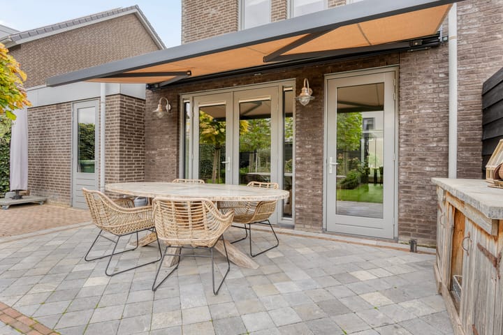 Photo 32 of Bongerd 50-A