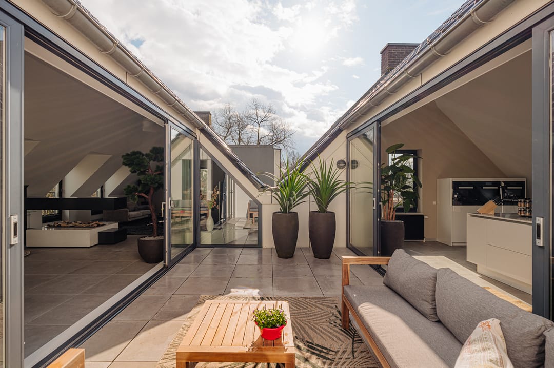 Foto 2 van Boterbloem 17