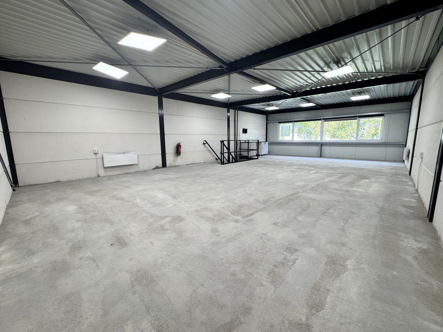 Bekijk foto 3 van Markerkant 10 7-M