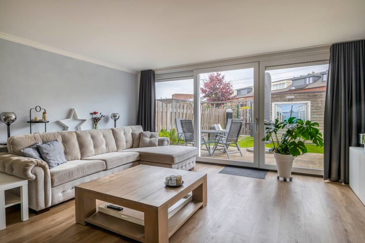 Photo 8 of Carel Willinksingel 326