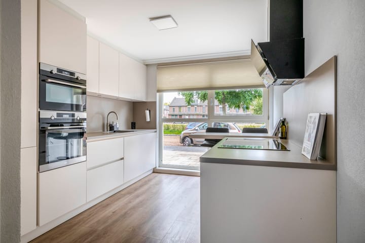 Photo 14 of Carel Willinksingel 326