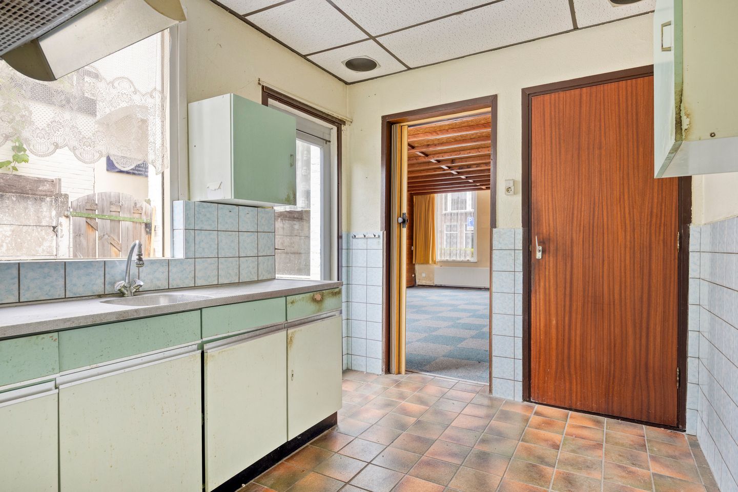 Photo 10 of Oranjeboomstraat 40