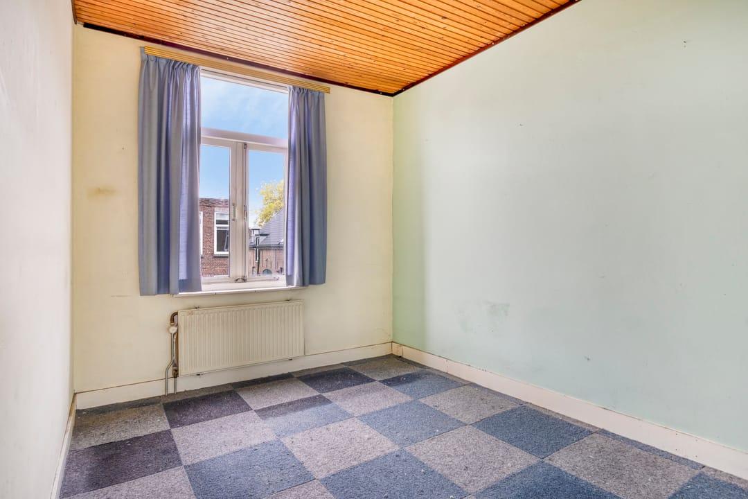 Photo 22 of Oranjeboomstraat 40