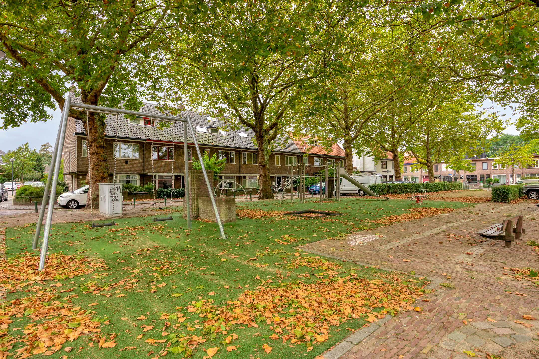 Photo 33 of Oranjeboomstraat 40