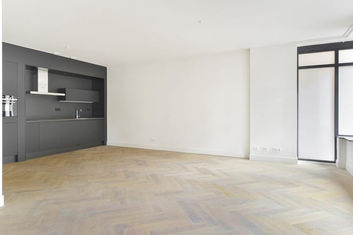 Photo 2 of Van Stolkweg 14-4