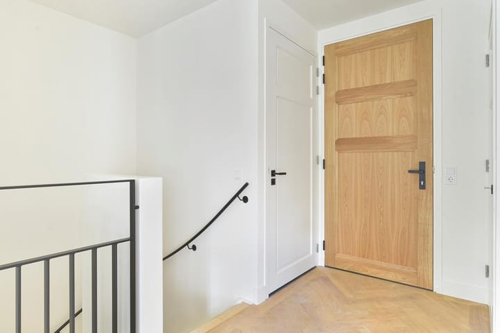 Photo 4 of Van Stolkweg 14-4