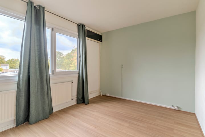 Foto 27 van Adelaartlaan 73