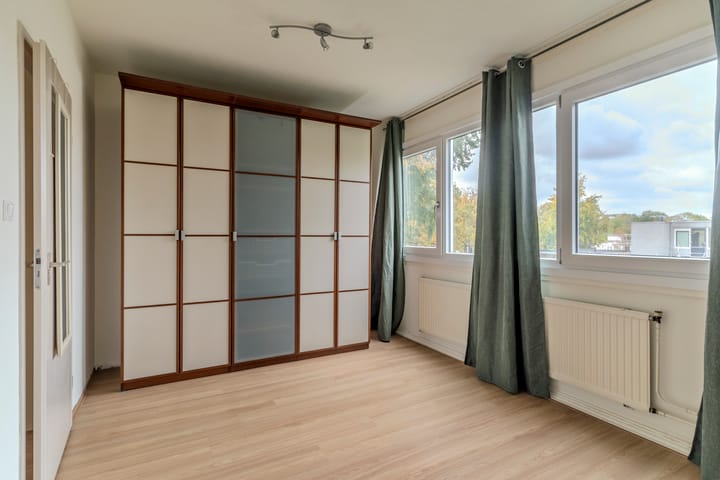 Foto 28 van Adelaartlaan 73