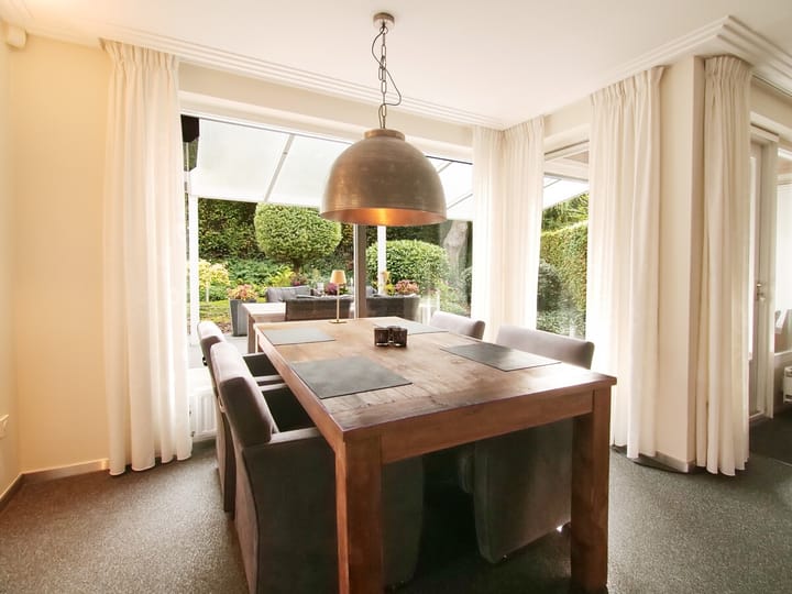 Foto 8 van Huub Hermansstraat 28