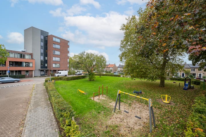 Photo 4 of Meeslaan 2-28