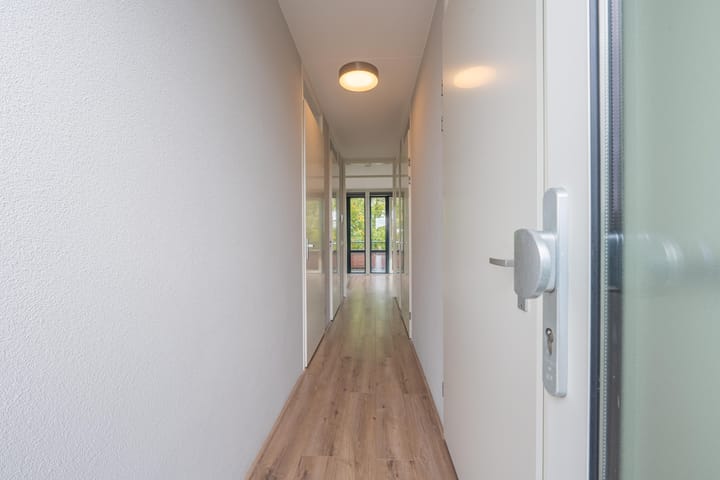 Photo 14 of Meeslaan 2-28