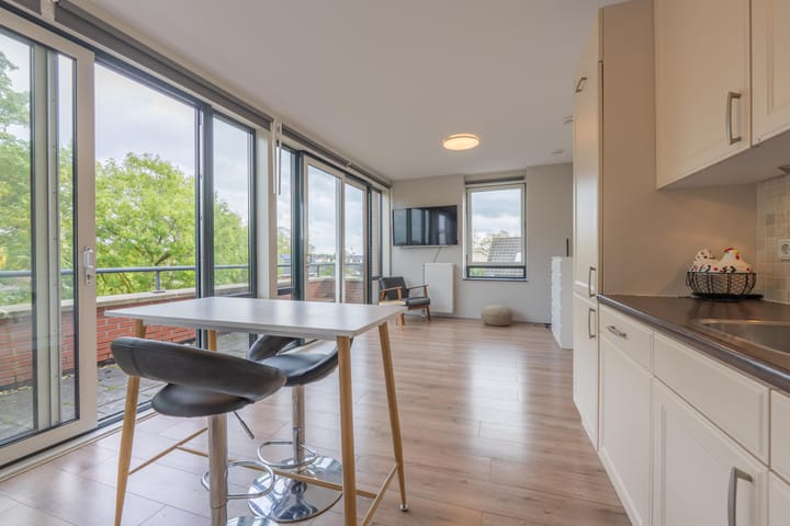 Photo 22 of Meeslaan 2-28