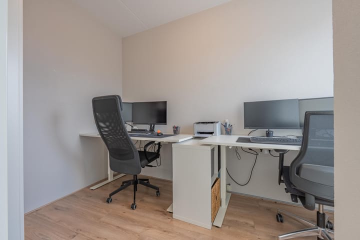 Photo 34 of Meeslaan 2-28