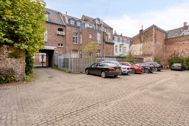 Photo 28 of Wilhelminasingel 50-D