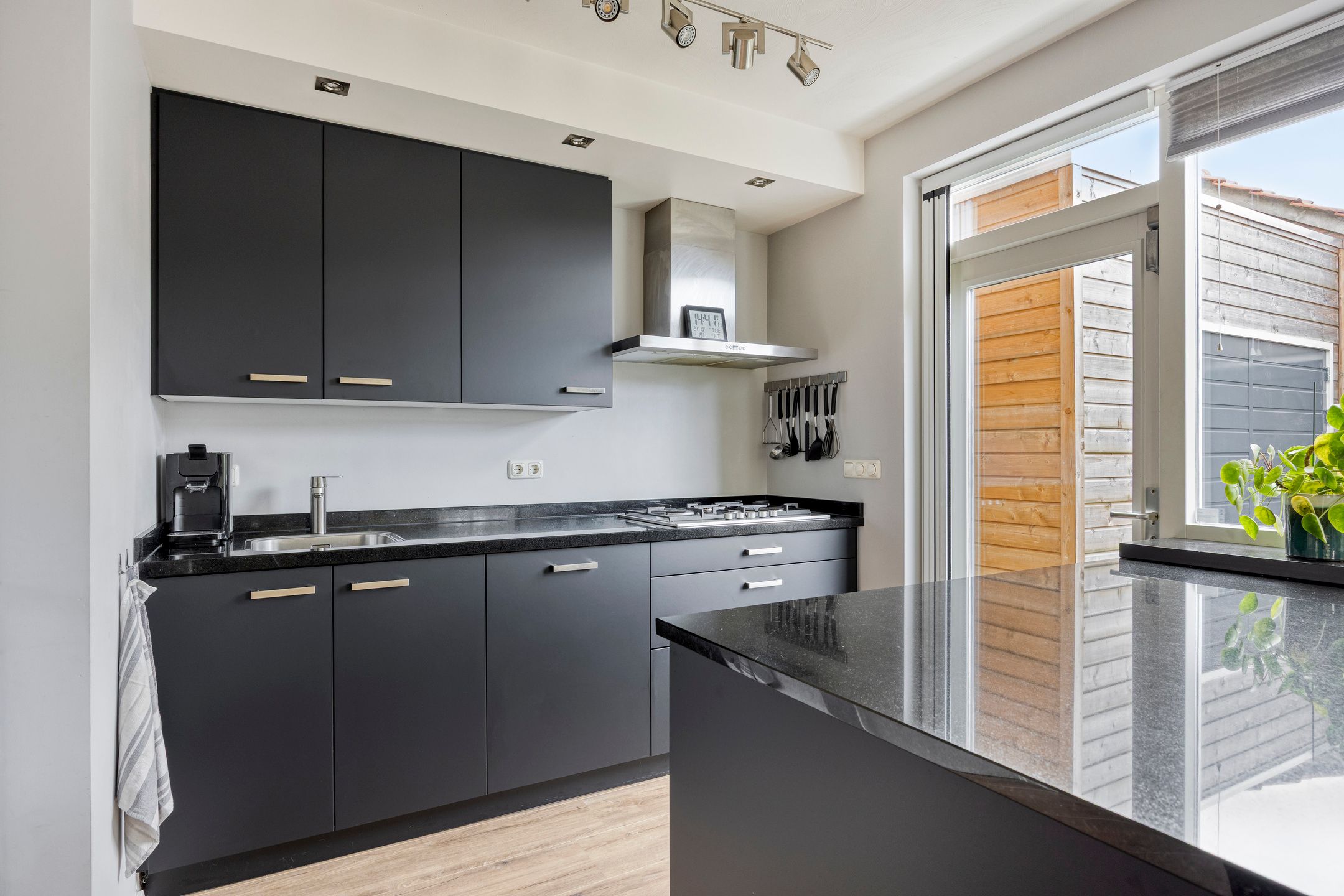 Foto 9 van Antoniusstraat 11