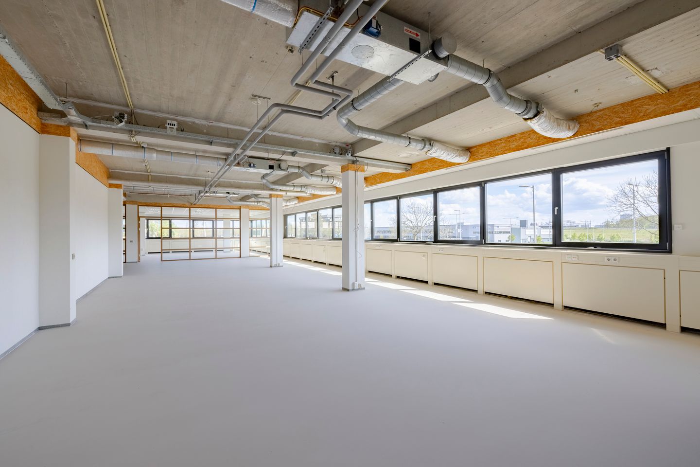 Bekijk foto 5 van Joan Muyskenweg 40-148