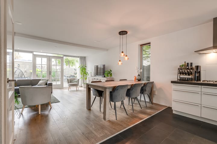 Photo 6 of Helena Verburgstraat 46