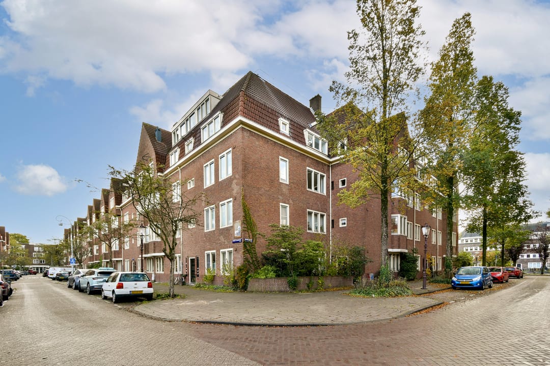 Foto 1 van Henriëtte Ronnerplein 21-2