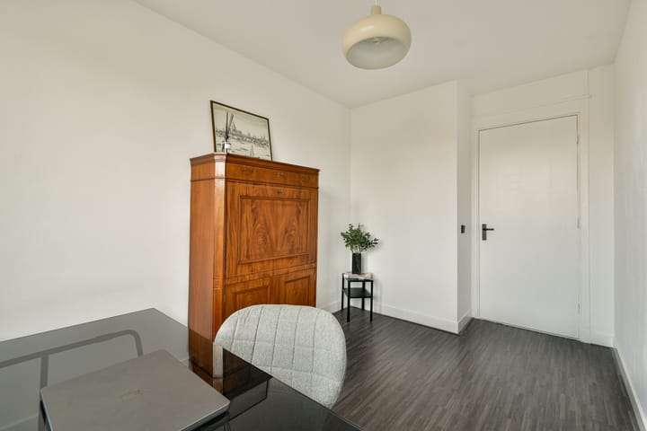 Foto 13 van Henriëtte Ronnerplein 21-2