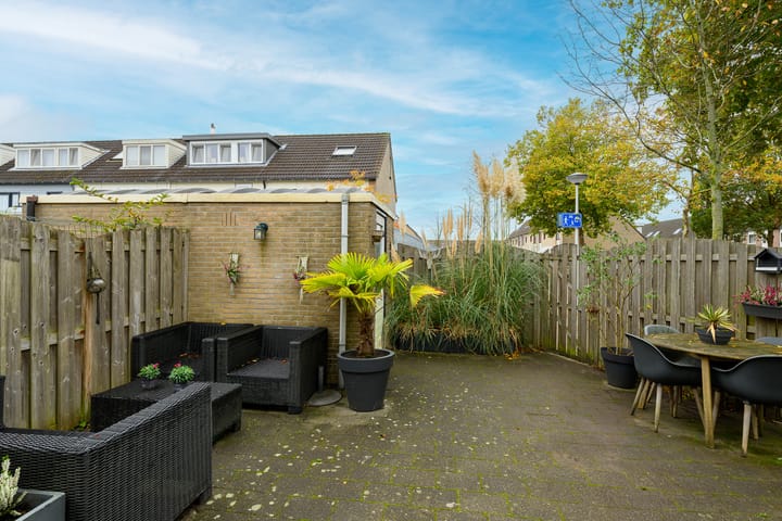 Photo 18 of Helena Verburgstraat 46