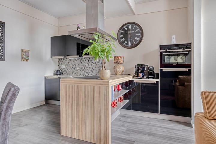 Photo 13 of Rubensstraat 2