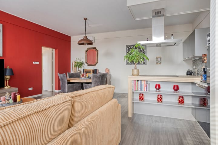 Photo 14 of Rubensstraat 2