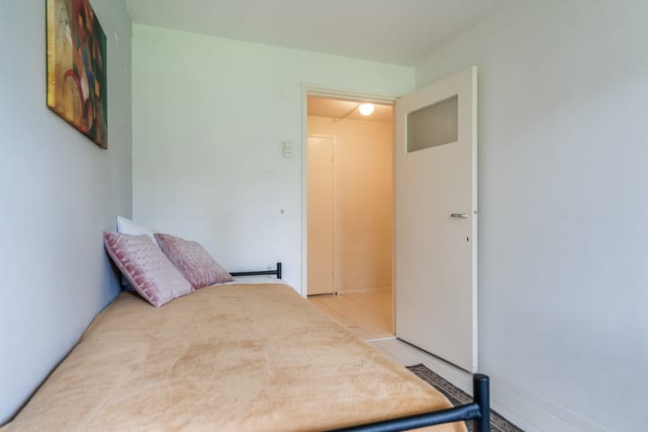 Photo 32 of Illegaliteitslaan 136