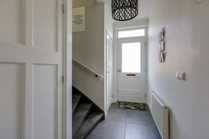 Foto 16 van Pastoor van Angerenstraat 10-E