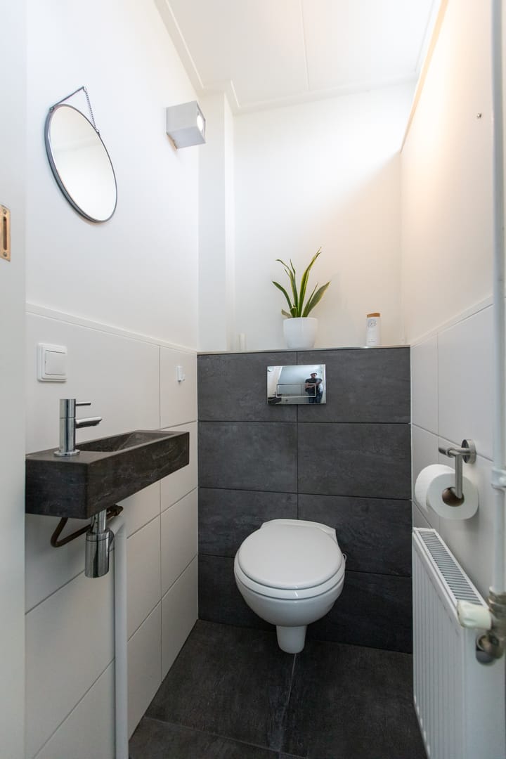 Foto 17 van Pastoor van Angerenstraat 10-E